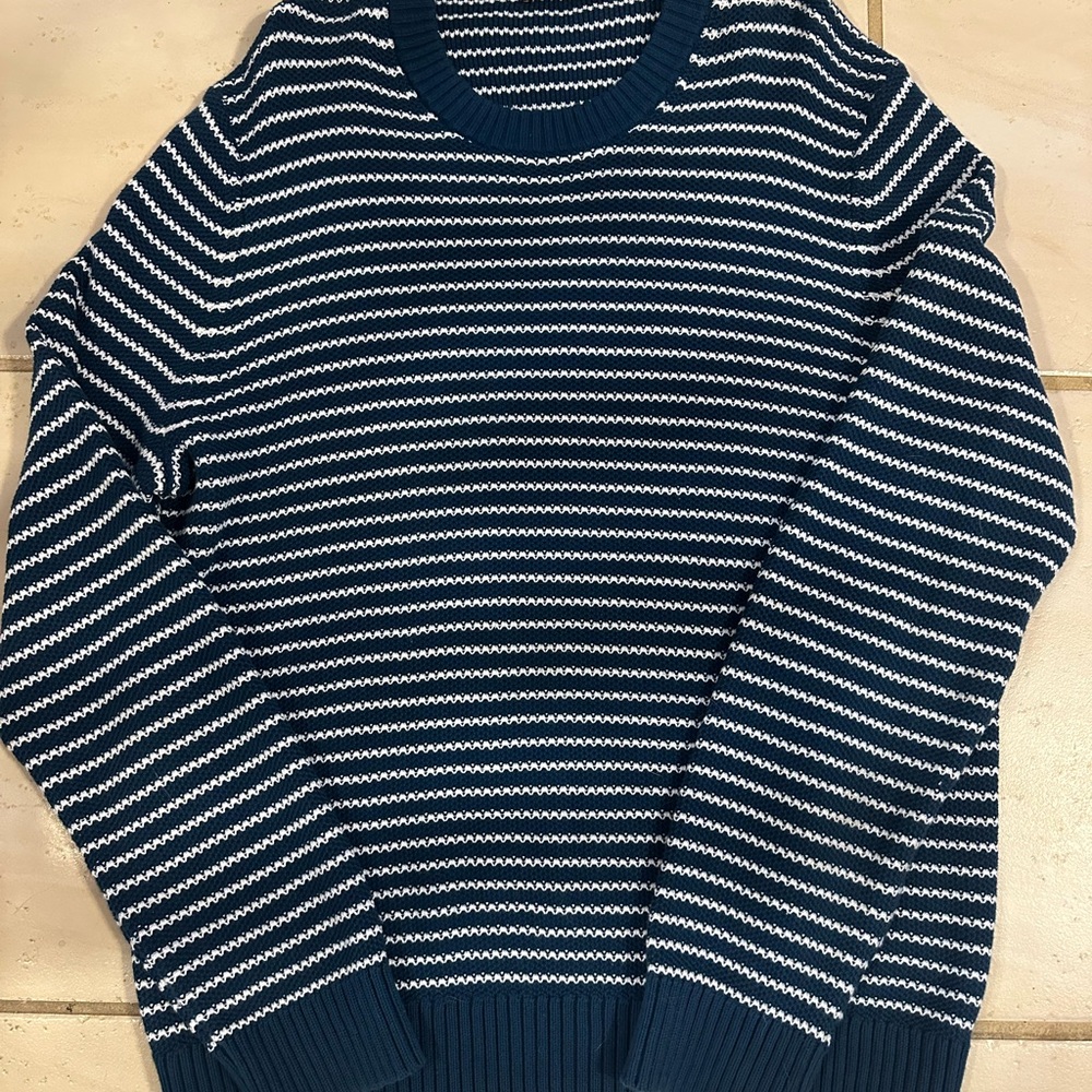 Michael Kors Blue and White Crewneck Sweater SZ XL